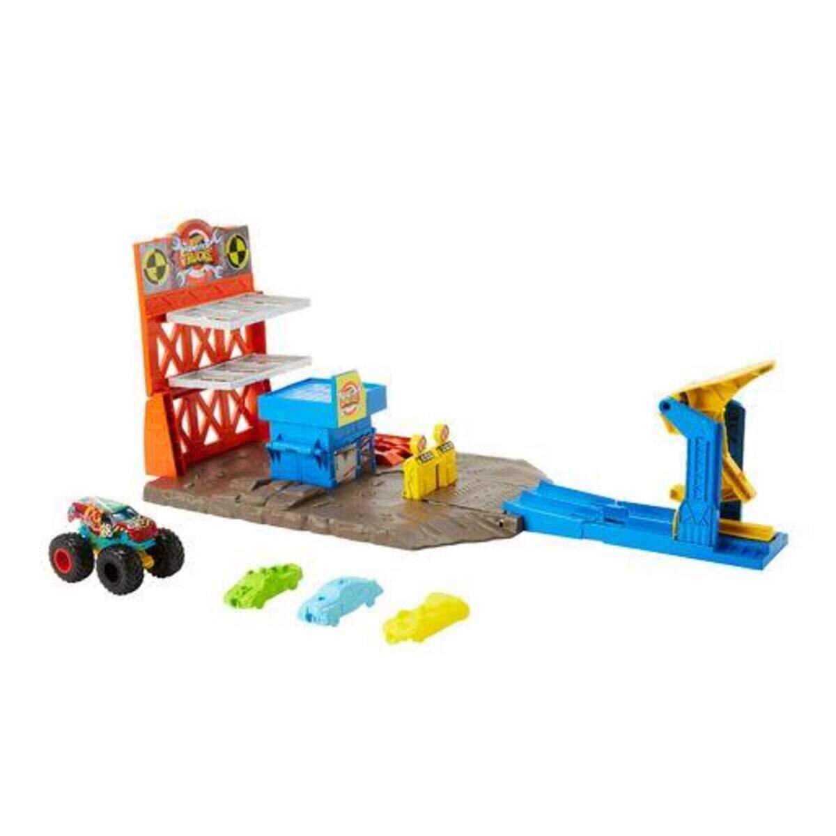 Mattel Hot Wheels Monster Trucks-Explosive Garage Spielset mit HW Demo Derby und kaputtgehenden Autos