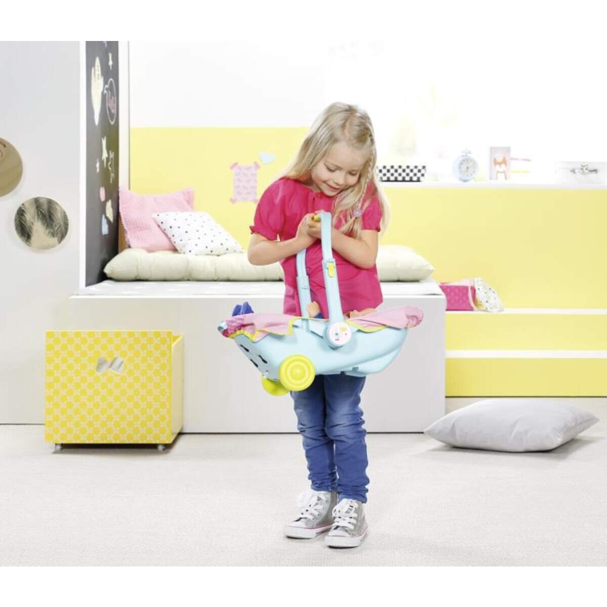 BABY born® Schalensitz mit Rädern