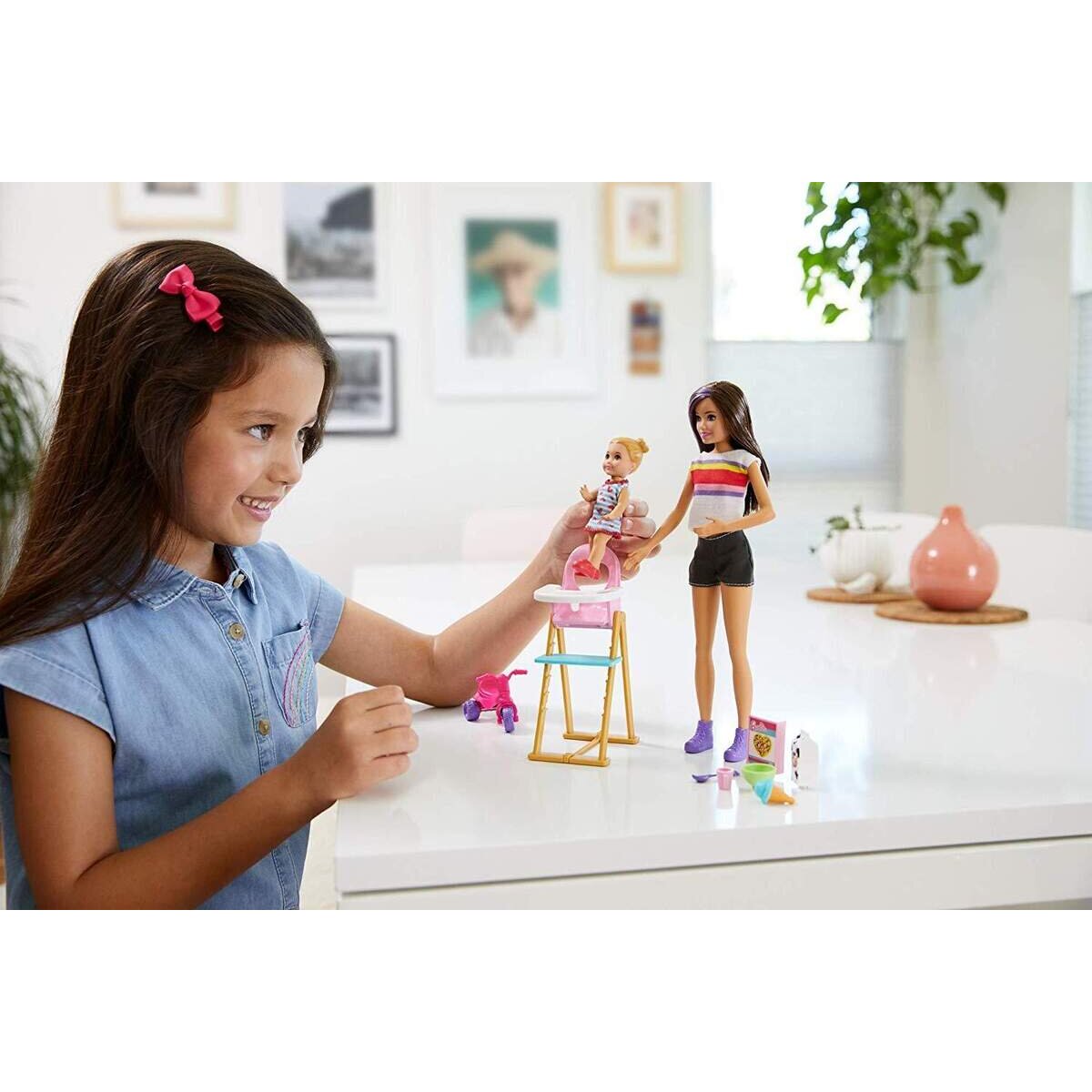 Barbie Skipper Babysitters Inc. Puppen Spielset zum Füttern