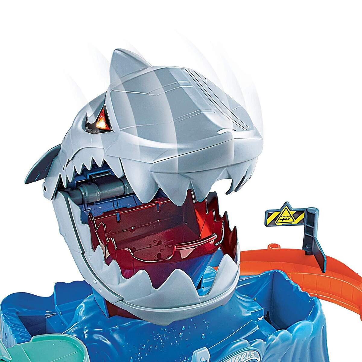 Hot Wheels Robo-Hai-Angriff Spielset mit Looping inkl. 1 Spielzeugauto mit Farbwechsel