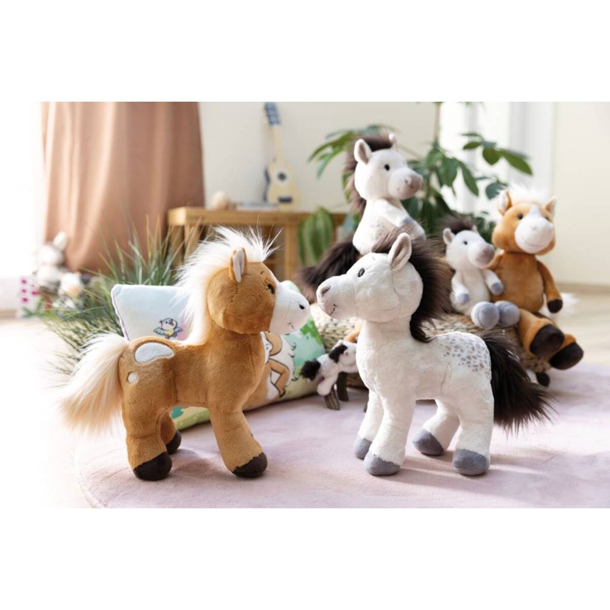 nici-green-kuscheltier-pferd-mony-A284E0C16.jpg